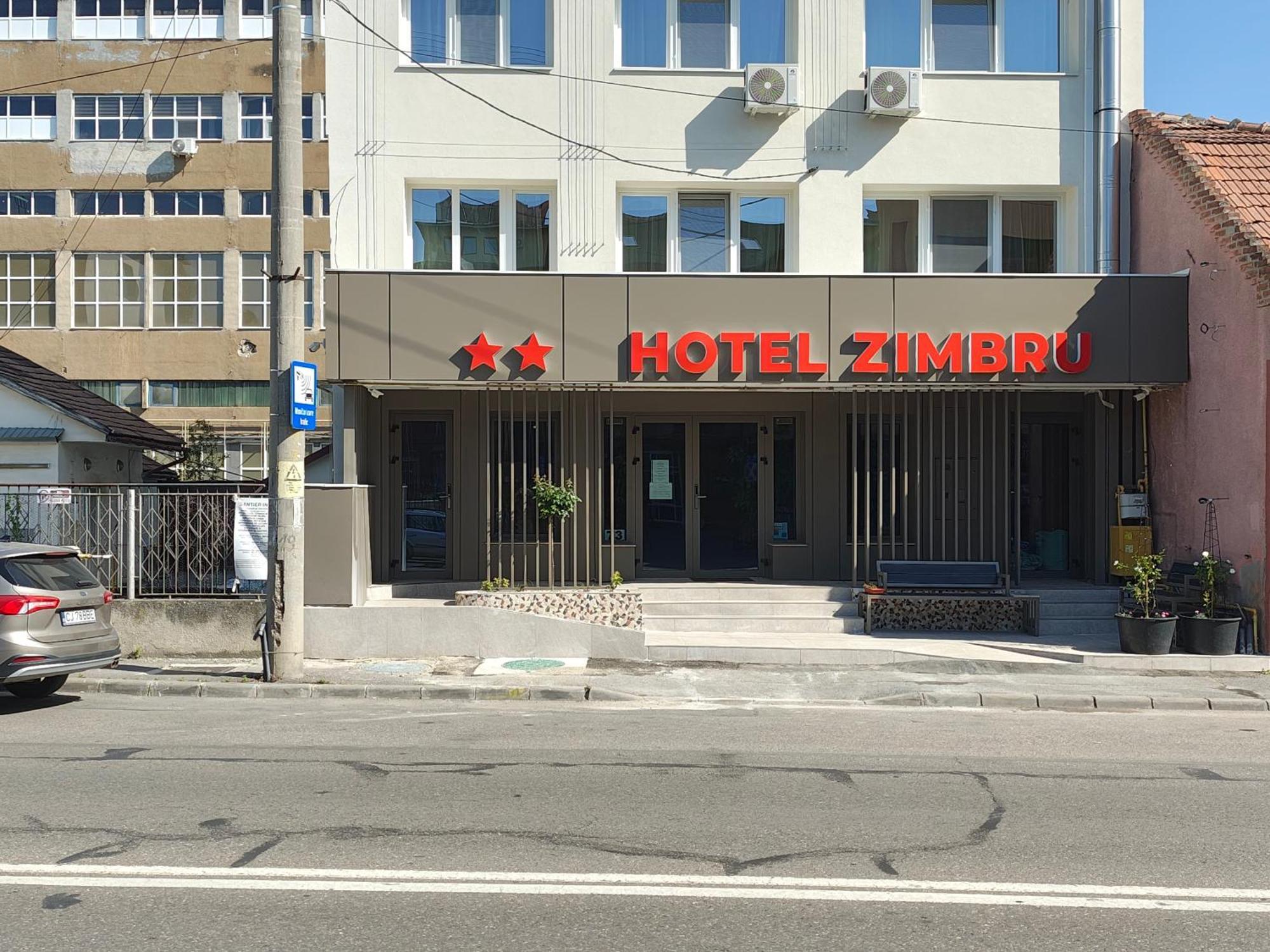 Hotel Zimbru Kaloşvar Dış mekan fotoğraf