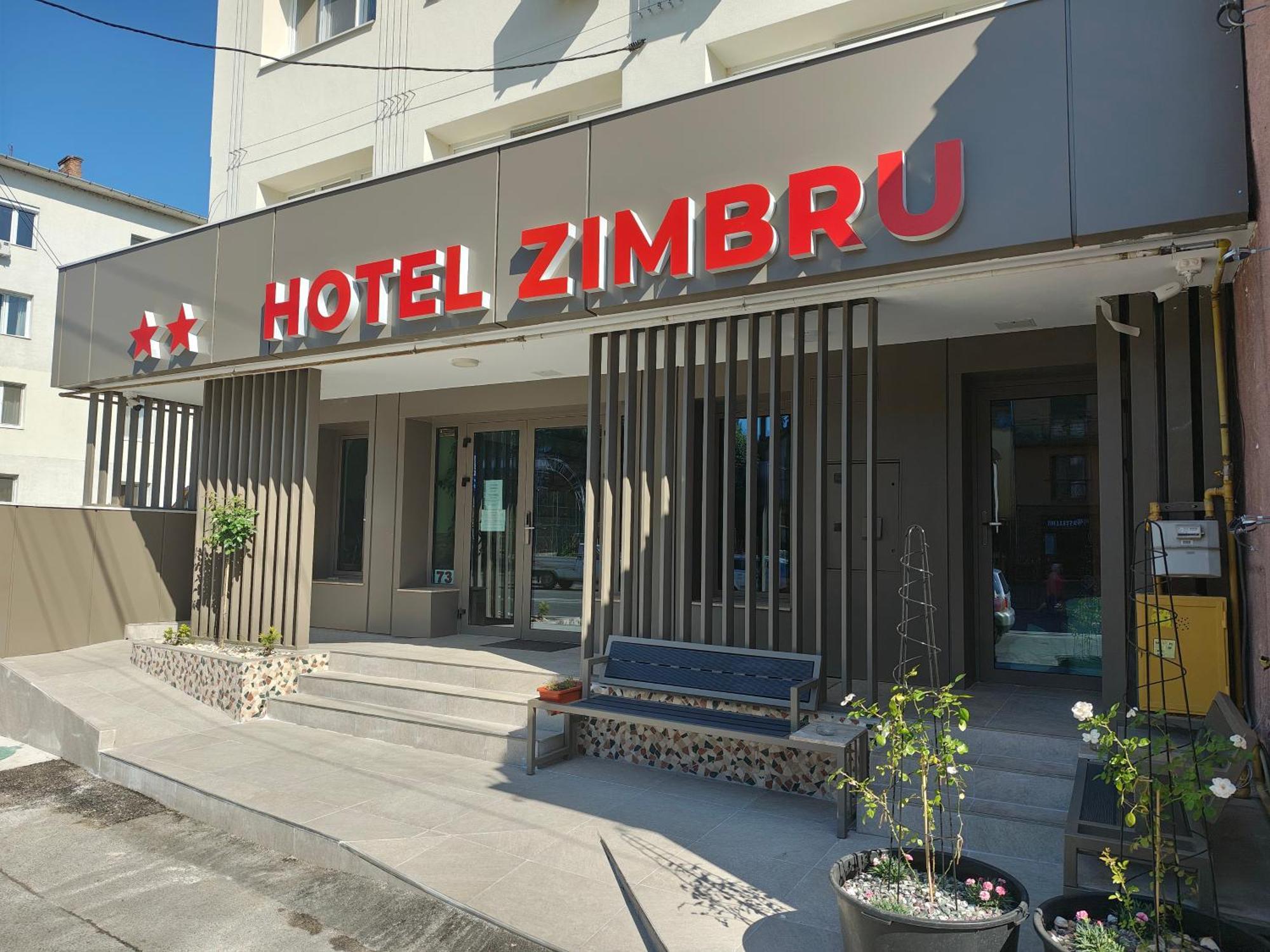 Hotel Zimbru Kaloşvar Dış mekan fotoğraf