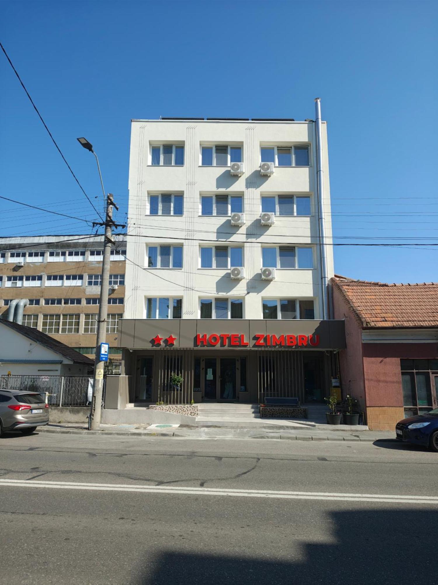 Hotel Zimbru Kaloşvar Dış mekan fotoğraf